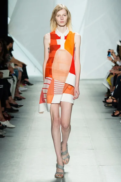 Look 46